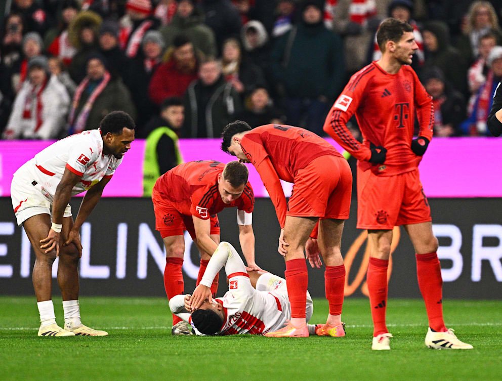 Ein bitterer Moment: Kurz vor Weihnachten hatte sich Henrichs im Spiel gegen die Bayern schwer verletzt